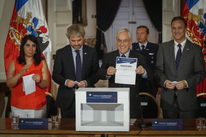 A contrarreloj: Gobierno y Servel trabajan para regular gastos electorales para el plebiscito de abril A contrarreloj: Gobierno y Servel trabajan para regular gastos electorales para el plebiscito de abril