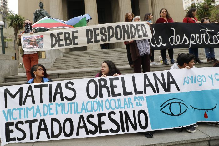 Corte declara admisible recurso de compañeros de Matías Orellana por disparos de lacrimógenas al cuerpo Corte declara admisible recurso de compañeros de Matías Orellana por disparos de lacrimógenas al cuerpo