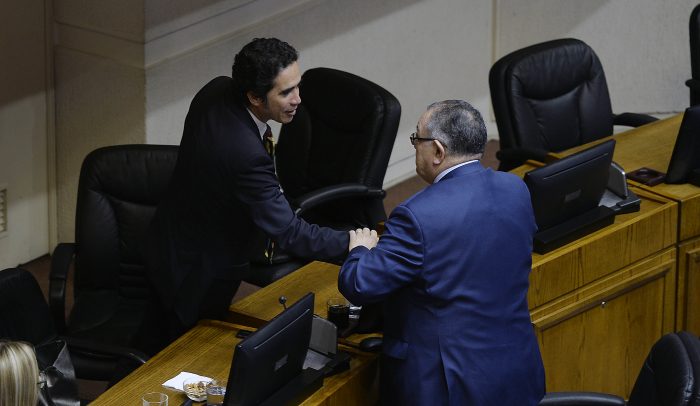 Senado aprueba la reforma tributaria del Gobierno y la despacha a ley Senado aprueba la reforma tributaria del Gobierno y la despacha a ley