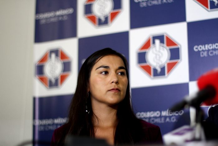 Izkia Siches advirtió que el personal médico no cuenta con elementos necesarios para combatir el coronavirus Izkia Siches advirtió que el personal médico no cuenta con elementos necesarios para combatir el coronavirus