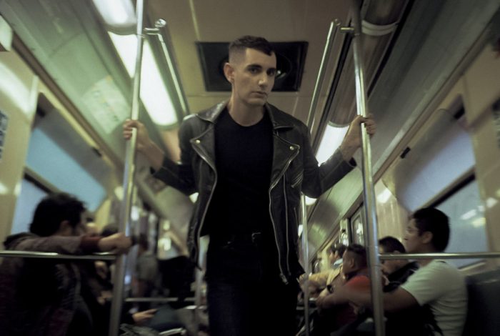 Alex Anwandter: los artistas tienen “la oportunidad de amplificar las voces de los más desprotegidos” Alex Anwandter: los artistas tienen “la oportunidad de amplificar las voces de los más desprotegidos”