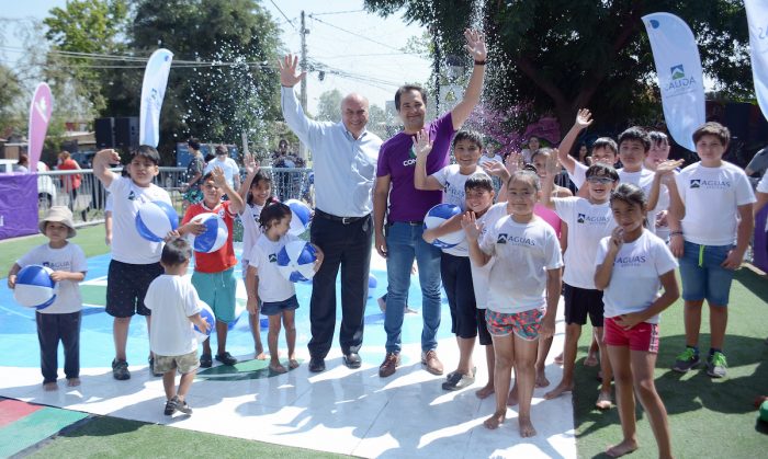 Inaugura Plazas del Agua y refuerza el llamado a disminuir la apertura ilegal de grifos Inaugura Plazas del Agua y refuerza el llamado a disminuir la apertura ilegal de grifos
