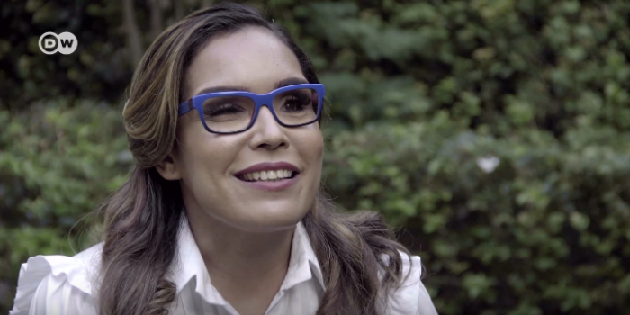 Fuerza Latina – Francina Hungría: Ver con el corazón Fuerza Latina – Francina Hungría: Ver con el corazón