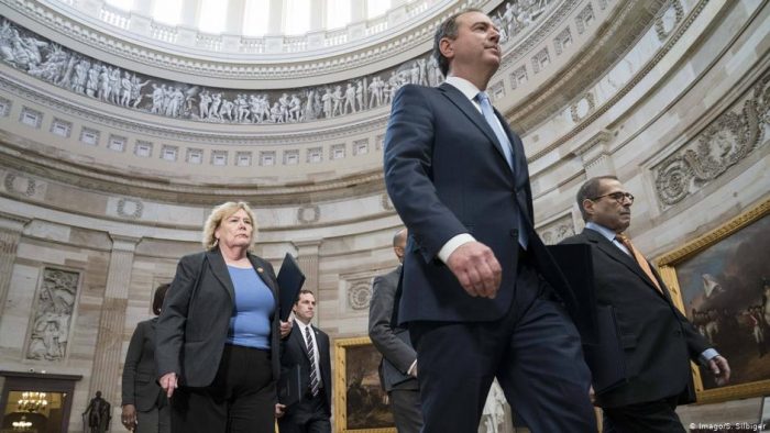 Comenzó el juicio político a Donald Trump en el Senado de Estados Unidos Comenzó el juicio político a Donald Trump en el Senado de Estados Unidos