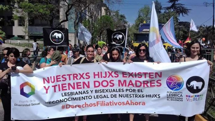 Hijos “ilegítimos” en 2020: niñas, niños y adolescentes desprotegidos por la ley debido al adultocentrismo y la discriminación Hijos “ilegítimos” en 2020: niñas, niños y adolescentes desprotegidos por la ley debido al adultocentrismo y la discriminación