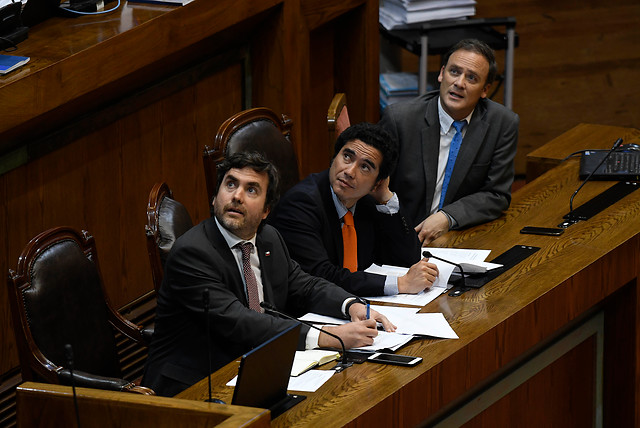 Reforma tributaria también va a Comisión Mixta: solo no hubo acuerdo en impuestos verdes Reforma tributaria también va a Comisión Mixta: solo no hubo acuerdo en impuestos verdes
