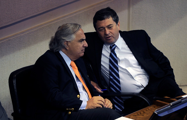 Senador Coloma (UDI) asegura que exminsitro Chadwick “ha sido la gran víctima de Chile” tras la acusación constitucional en su contra Senador Coloma (UDI) asegura que exminsitro Chadwick