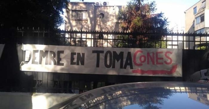 Partido Comunista exige el retiro de querellas contra 15 estudiantes por toma del Demre Partido Comunista exige el retiro de querellas contra 15 estudiantes por toma del Demre