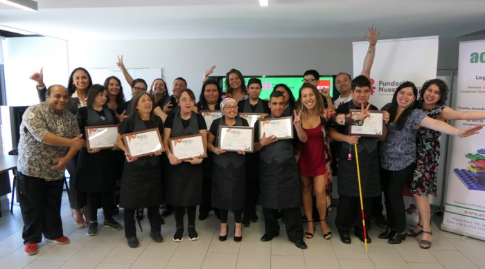 Jóvenes sobrevivientes de cáncer infantil crean emprendimiento de comida Jóvenes sobrevivientes de cáncer infantil crean emprendimiento de comida