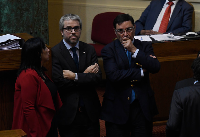 Acusación constitucional: el moderado optimismo de la derecha para salvar a Guevara gracias a las ausencias de la oposición en el Senado Acusación constitucional: el moderado optimismo de la derecha para salvar a Guevara gracias a las ausencias de la oposición en el Senado