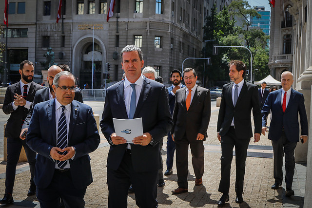 Harboe se adelanta a la propuesta de La Moneda y pone sobre la mesa una “reforma estructural y de largo aliento” a Carabineros Harboe se adelanta a la propuesta de La Moneda y pone sobre la mesa una “reforma estructural y de largo aliento” a Carabineros