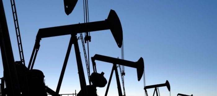Precio del petróleo Brent supera los 70 dólares ante la creciente tensión entre EE.UU. e Irán Precio del petróleo Brent supera los 70 dólares ante la creciente tensión entre EE.UU. e Irán