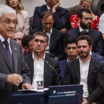 ¿Fractura tectónica en la derecha?
