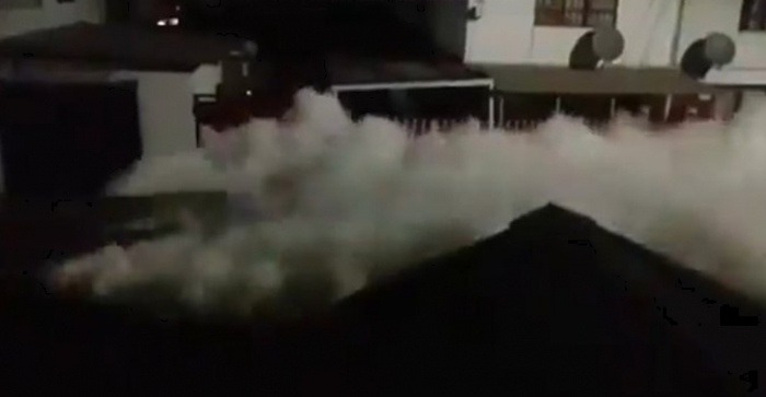 Segunda noche de violencia en Pudahuel Sur: vecinos son alcanzados por perdigones y un Carabinero resultó herido a bala Segunda noche de violencia en Pudahuel Sur: vecinos son alcanzados por perdigones y un Carabinero resultó herido a bala