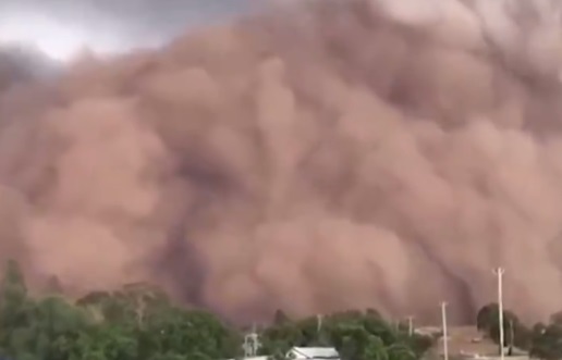 En Australia pesa el cambio climático: granizada y tormenta de arena afectaron en distintas localidades del país En Australia pesa el cambio climático: granizada y tormenta de arena afectaron en distintas localidades del país