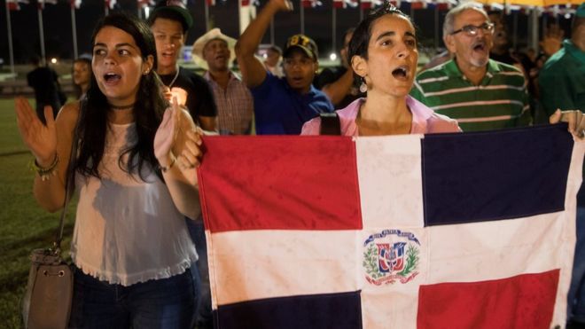 Elecciones República Dominicana: el “grave” fallo técnico por el que el país suspendió sus comicios municipales (y la preocupación que genera a 3 meses de las presidenciales) Elecciones República Dominicana: el