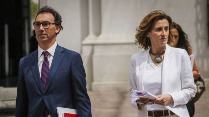 Tenso inicio de marzo espera a nuevo ministro de Educación: Profesores advierten que si Figueroa continúa con las políticas de Cubillos “habrá conflicto” Tenso inicio de marzo espera a nuevo ministro de Educación: Profesores advierten que si Figueroa continúa con las políticas de Cubillos