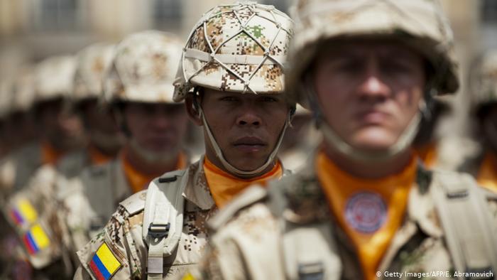 Colombia: coronel denunció que exjefe militar le ordenó cometer “falsos positivos” Colombia: coronel denunció que exjefe militar le ordenó cometer