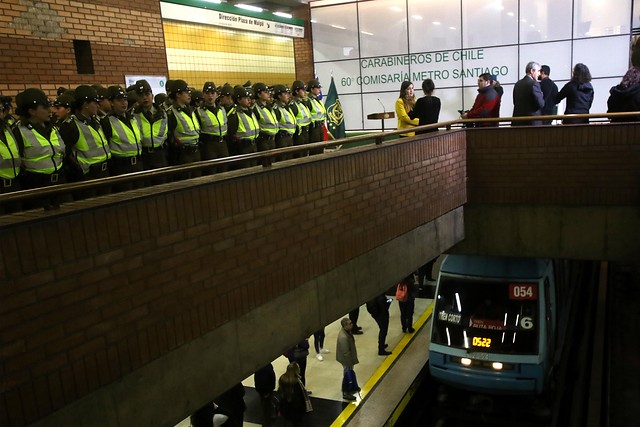 Federación de Sindicatos de Metro exige a autoridades de Gobierno y empresa retirar la 60° Comisaría de Carabineros de estación Baquedano Federación de Sindicatos de Metro exige a autoridades de Gobierno y empresa retirar la 60° Comisaría de Carabineros de estación Baquedano