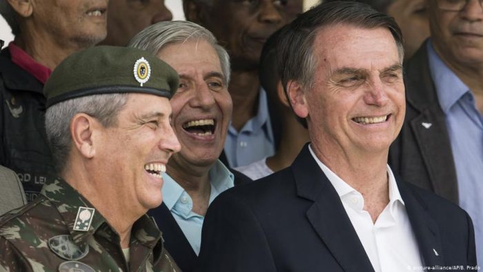 Bolsonaro replica al papa Francisco que la Amazonia es de Brasil Bolsonaro replica al papa Francisco que la Amazonia es de Brasil