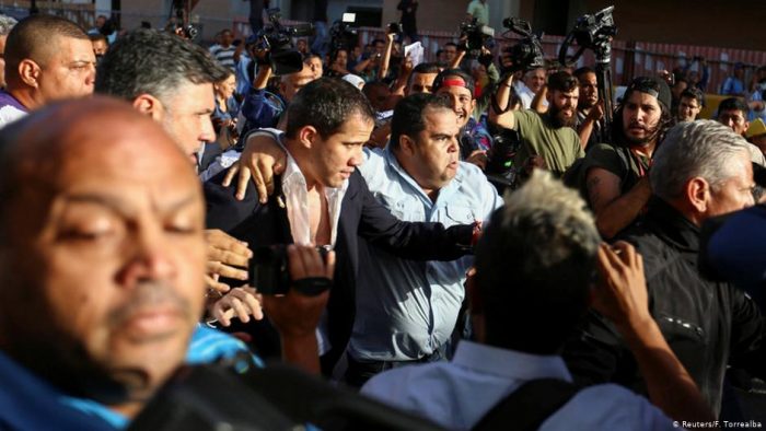 Familiar de Guaidó desaparece tras arribar a Venezuela Familiar de Guaidó desaparece tras arribar a Venezuela