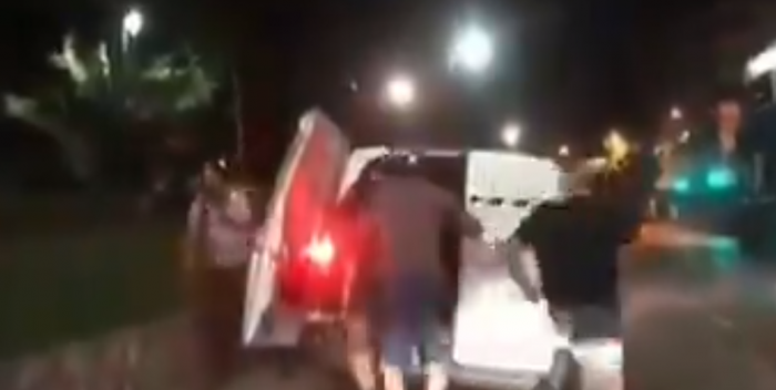 Séptimo Juzgado de Garantía fijó fianza de 800 mil pesos a joven detenido por Carabineros de civil en el cerro Santa Lucía Séptimo Juzgado de Garantía fijó fianza de 800 mil pesos a joven detenido por Carabineros de civil en el cerro Santa Lucía