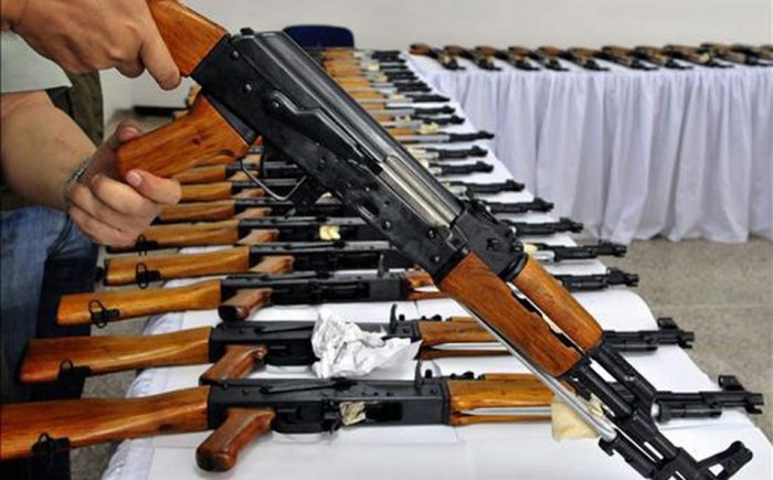 Caso AK-47: Interior no invocó la Ley de Seguridad de Estado y se querella por tenencia de armas Caso AK-47: Interior no invocó la Ley de Seguridad de Estado y se querella por tenencia de armas
