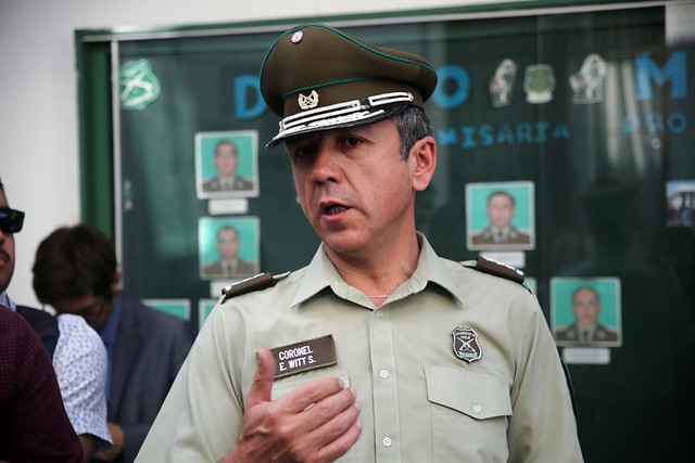 Carabineros da de baja a siete efectivos por brutal golpiza a joven en Puente Alto Carabineros da de baja a siete efectivos por brutal golpiza a joven en Puente Alto