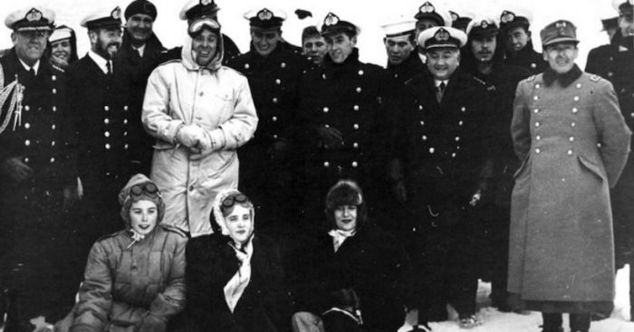 Hace 72 años un Presidente chileno fue el primer Mandatario en el mundo en visitar la Antártica Hace 72 años un Presidente chileno fue el primer Mandatario en el mundo en visitar la Antártica