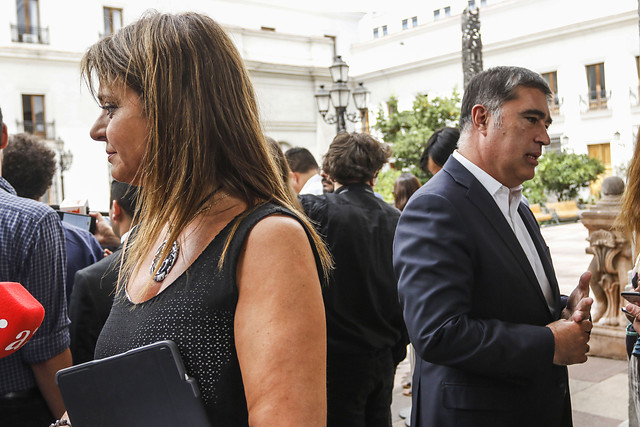 Entendimiento RN-centroizquierda genera ruido en Chile Vamos: timonel UDI dice que es solo “fuego artificial” Entendimiento RN-centroizquierda genera ruido en Chile Vamos: timonel UDI dice que es solo “fuego artificial”