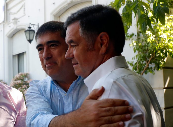 Ossandón sale a ponerle piso a Desbordes y acusa que “se está gastando una fortuna en una campaña del terror” Ossandón sale a ponerle piso a Desbordes y acusa que “se está gastando una fortuna en una campaña del terror”