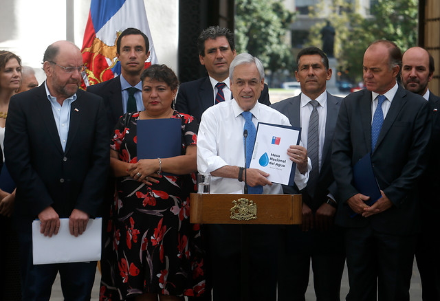 Mesa Nacional del Agua presenta a Piñera plan de soluciones para enfrentar la escasez hídrica