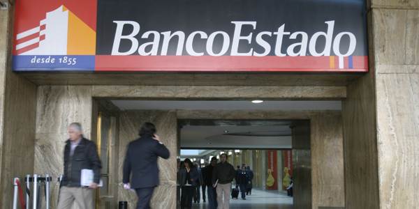 Banco Estado, el líder en los reclamos por maltrato a usuarios de todas las instituciones bancarias del país Banco Estado, el líder en los reclamos por maltrato a usuarios de todas las instituciones bancarias del país