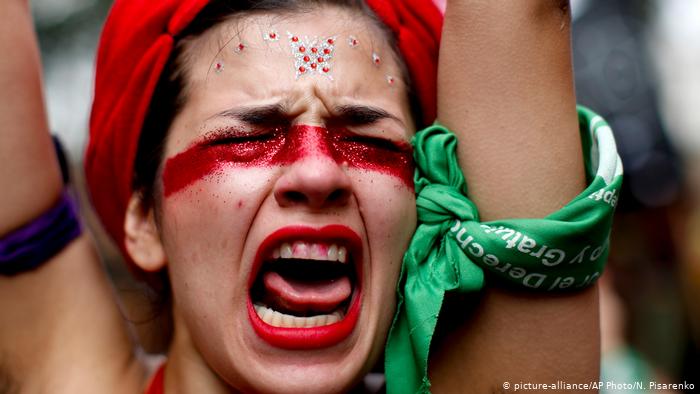 Miles marcharon en Argentina por aborto legal y contra feminicidios Miles marcharon en Argentina por aborto legal y contra feminicidios