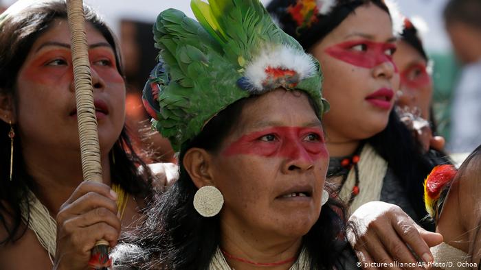 Ecuador: mujeres amazónicas se declaran en defensa de la selva Ecuador: mujeres amazónicas se declaran en defensa de la selva