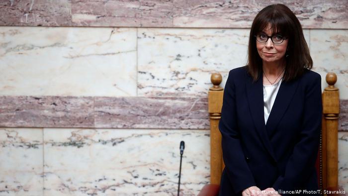 Día histórico en Grecia: jura el cargo su primera presidenta Día histórico en Grecia: jura el cargo su primera presidenta
