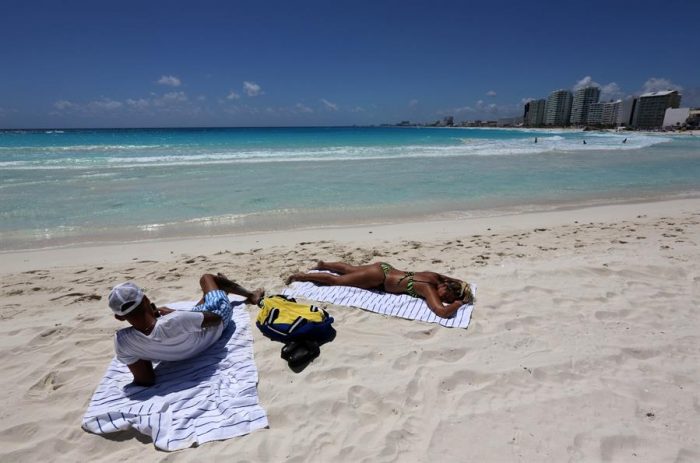 El turismo mundial perderá hasta un 30 % de turistas y 410.000 millones de ingresos El turismo mundial perderá hasta un 30 % de turistas y 410.000 millones de ingresos