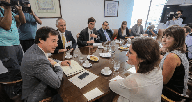 Medidas de Turismo para contener efectos del Covid-19 en Chile Medidas de Turismo para contener efectos del Covid-19 en Chile