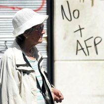 [Video] Otra vez las AFP: el duro bofetazo que la crisis del nuevo coronavirus les ha dado a los fondos de pensiones chilenos