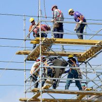 Presidente de la Cámara Chilena de la Construcción pronostica un panorama negro para el sector en medio de la emergencia sanitaria: «Estamos en un segundo peldaño de caída»