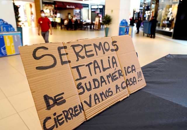 Alcaldes oficialistas siguen tres pasos adelante y desafían a La Moneda ante errores en el manejo de la crisis sanitaria por coronavirus Alcaldes oficialistas siguen tres pasos adelante y desafían a La Moneda ante errores en el manejo de la crisis sanitaria por coronavirus