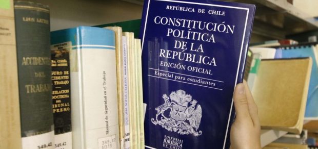 Plebiscito constituyente, la hoja en blanco y otros mitos Plebiscito constituyente, la hoja en blanco y otros mitos