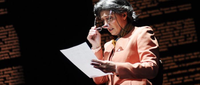 Obra de teatro retrata la vida de María Moliner, la bibliotecaria española que redactó un diccionario único a mano Obra de teatro retrata la vida de María Moliner, la bibliotecaria española que redactó un diccionario único a mano