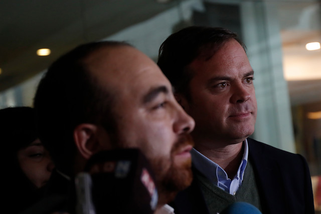 Choque interno en la DC: Matías Walker advierte que debate para anticipar elecciones debilita el proceso constituyente Choque interno en la DC: Matías Walker advierte que debate para anticipar elecciones debilita el proceso constituyente
