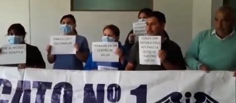 Funcionarios de Clínica San Antonio denuncian el depósito de solo la mitad de sus sueldos Funcionarios de Clínica San Antonio denuncian el depósito de solo la mitad de sus sueldos