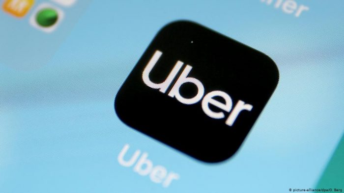 El Supremo francés considera empleado de Uber a uno de sus conductores El Supremo francés considera empleado de Uber a uno de sus conductores