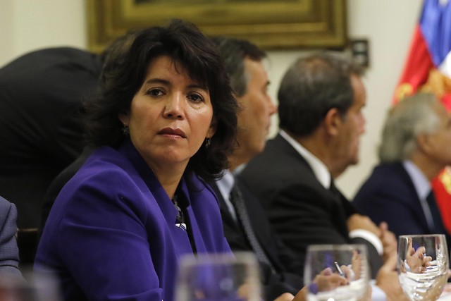 Senadora Provoste tras anuncio de Piñera sobre admisibilidades: “Lo que busca el Presidente es gobernar sin oposición” Senadora Provoste tras anuncio de Piñera sobre admisibilidades: “Lo que busca el Presidente es gobernar sin oposición”