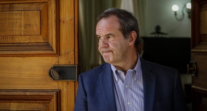 Allamand rechaza todo: senador RN dispara contra la paridad, la libertad de acción en su partido y el Apruebo de Lavín Allamand rechaza todo: senador RN dispara contra la paridad, la libertad de acción en su partido y el Apruebo de Lavín