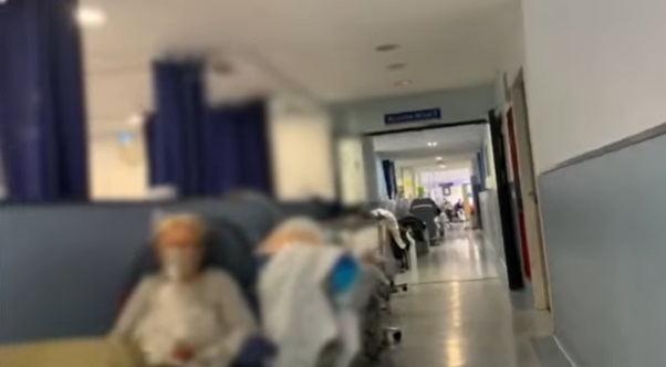 Internados en los pasillos: hospital de Madrid colapsó por atención a enfermos de Covid-19 Internados en los pasillos: hospital de Madrid colapsó por atención a enfermos de Covid-19