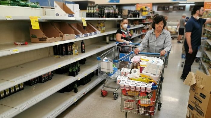 Bloomberg: el coronavirus cambiará la forma en que compramos, viajamos y trabajamos durante años Bloomberg: el coronavirus cambiará la forma en que compramos, viajamos y trabajamos durante años